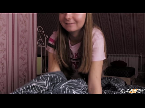 ❤️ Blondie-k bere BFF-ren sakon zurrupatzen du eta esperma jasotzen du ahoan ❤️❌ Porno vk gurean eu.pornogroupp.ru